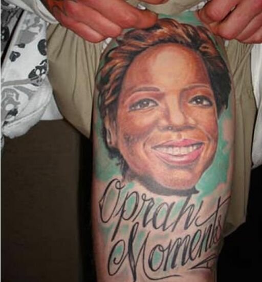 todo tatuaje. Sabemos que todo el mundo ama a Oprah, pero este tatuaje está muy lejos de 